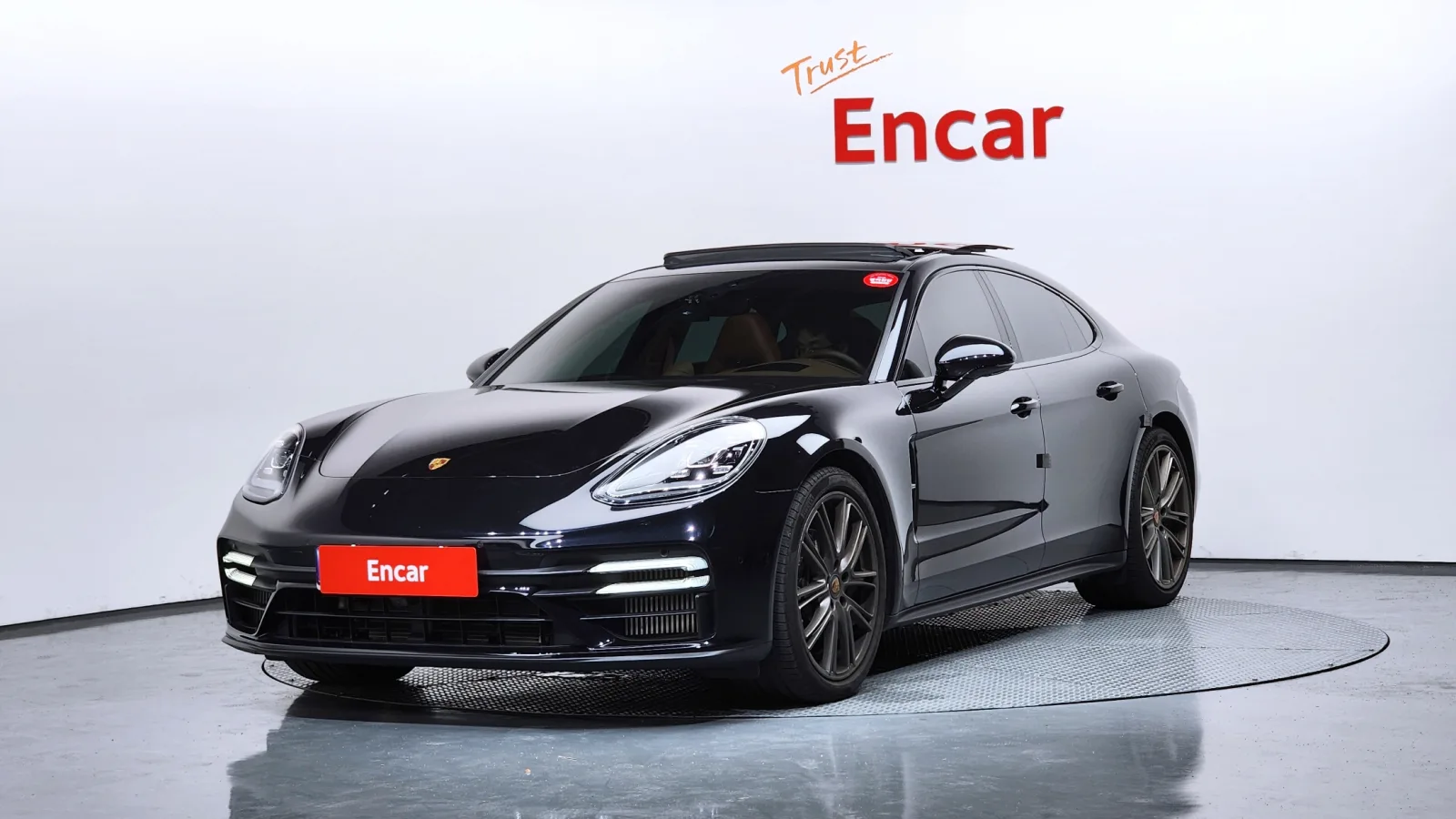 2023 Porsche Panamera