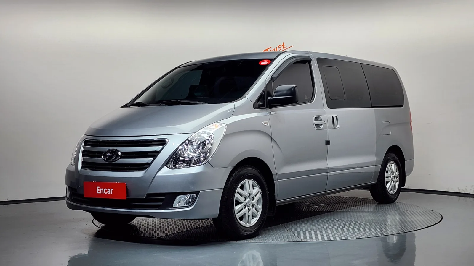 2016 Hyundai Starex