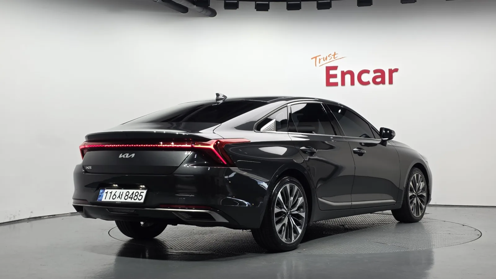 2022 Kia K8