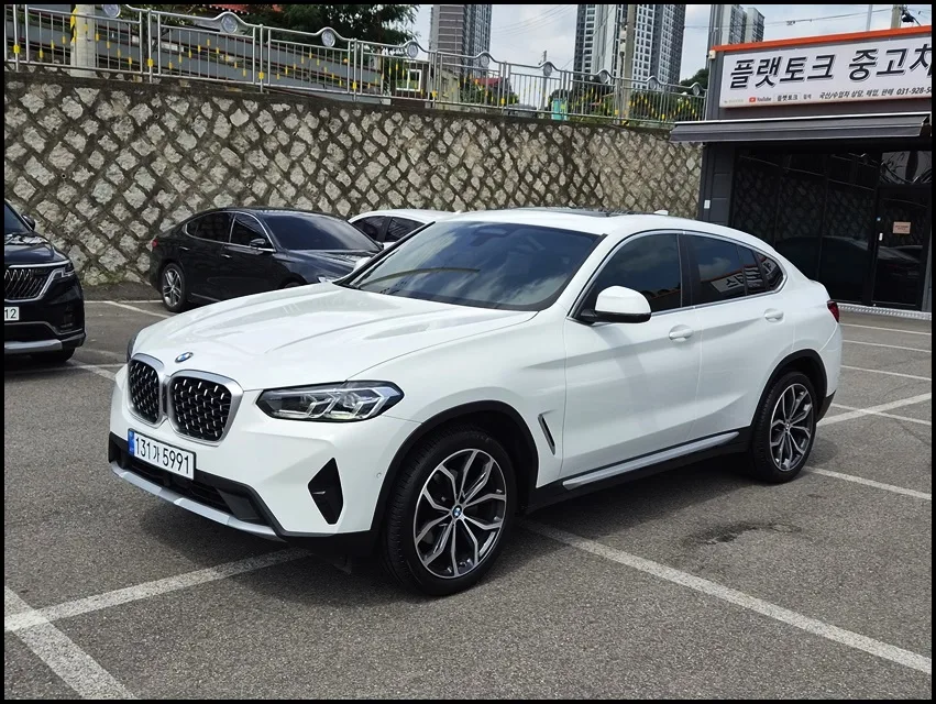 2025 BMW X4
