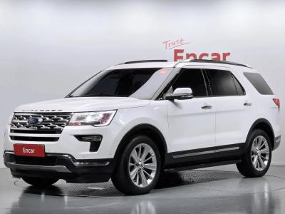 2019 Ford Explorer