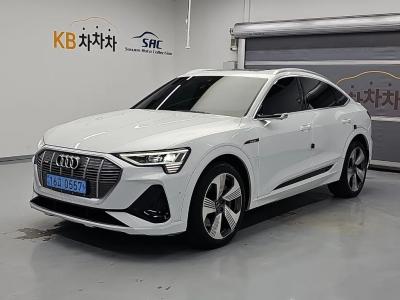 2022 Audi e-tron