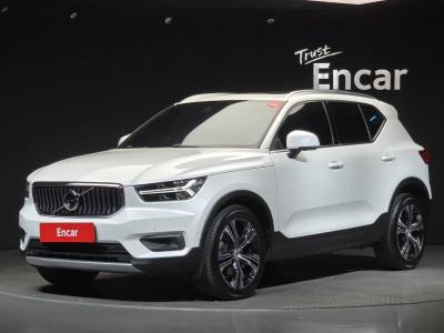 2022 Volvo XC40