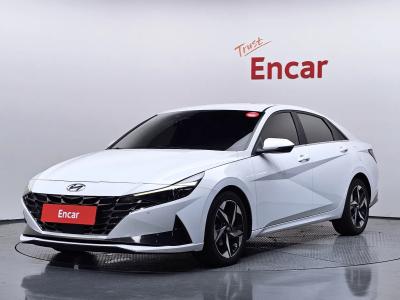 2022 Hyundai Elantra