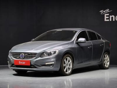 2016 Volvo S60