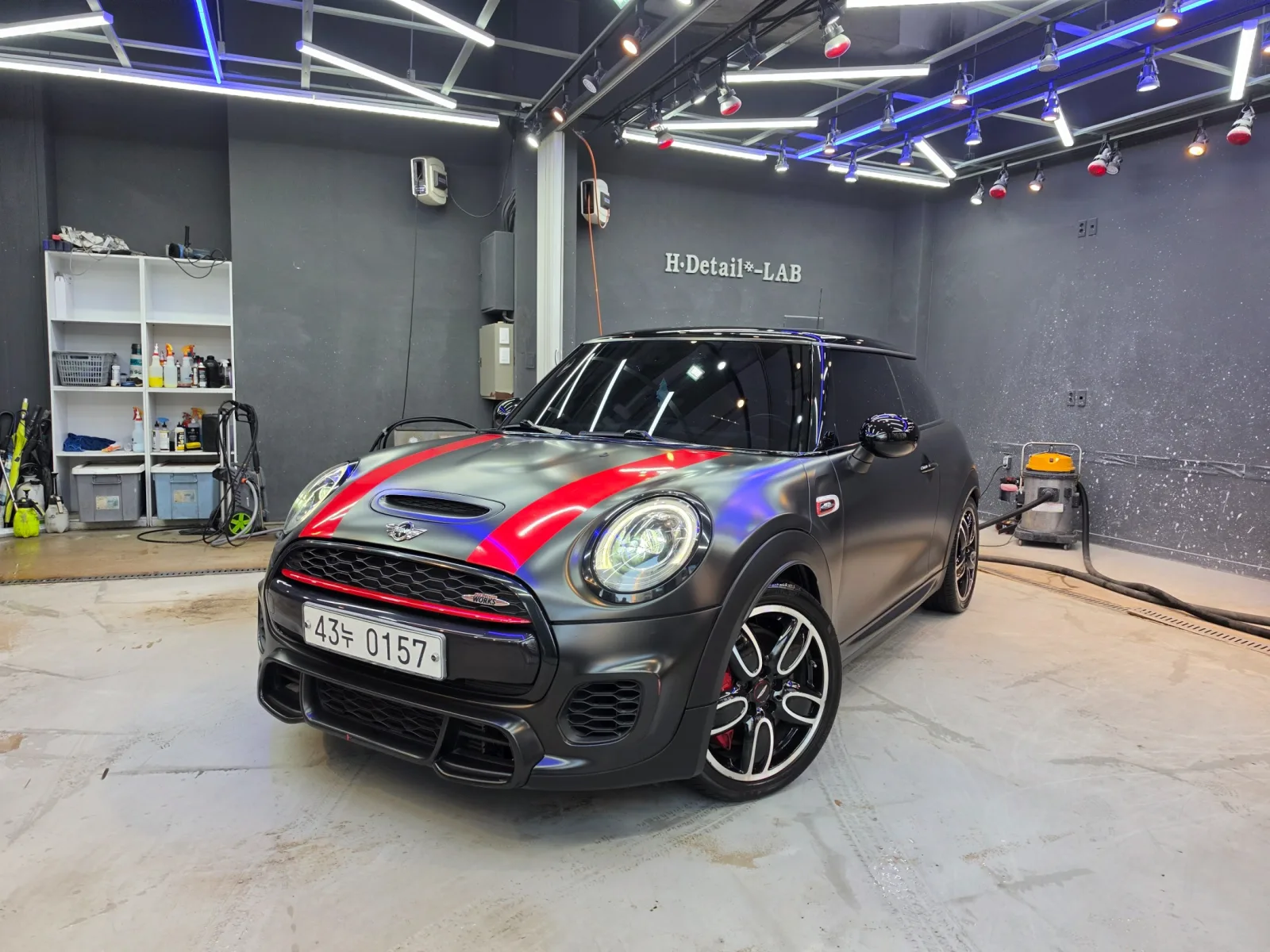 2017 MINI Cooper