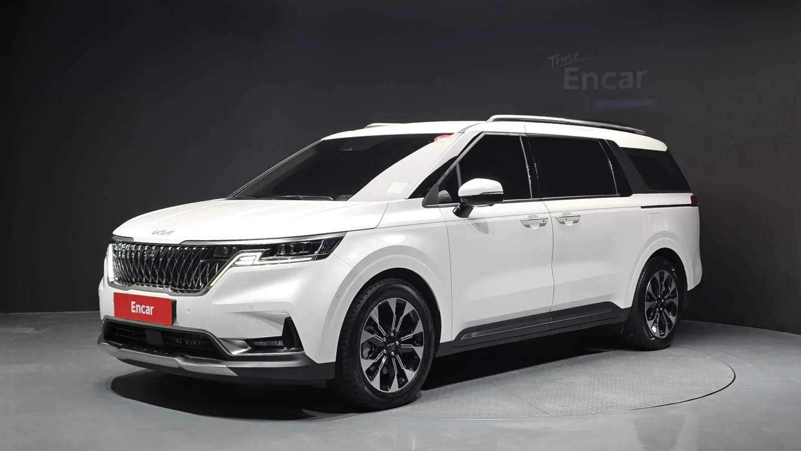 2023 Kia Carnival