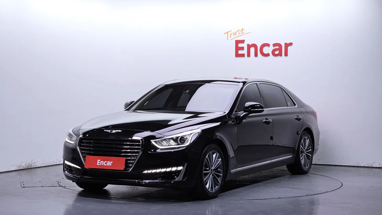 2016 Genesis EQ900