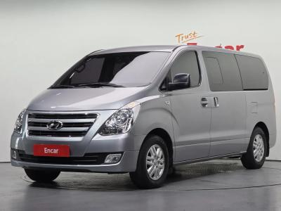 2018 Hyundai Starex