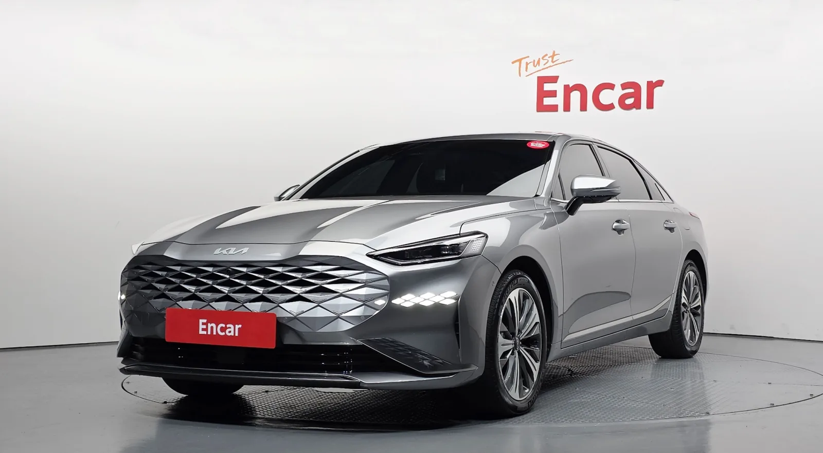 2023 Kia K8
