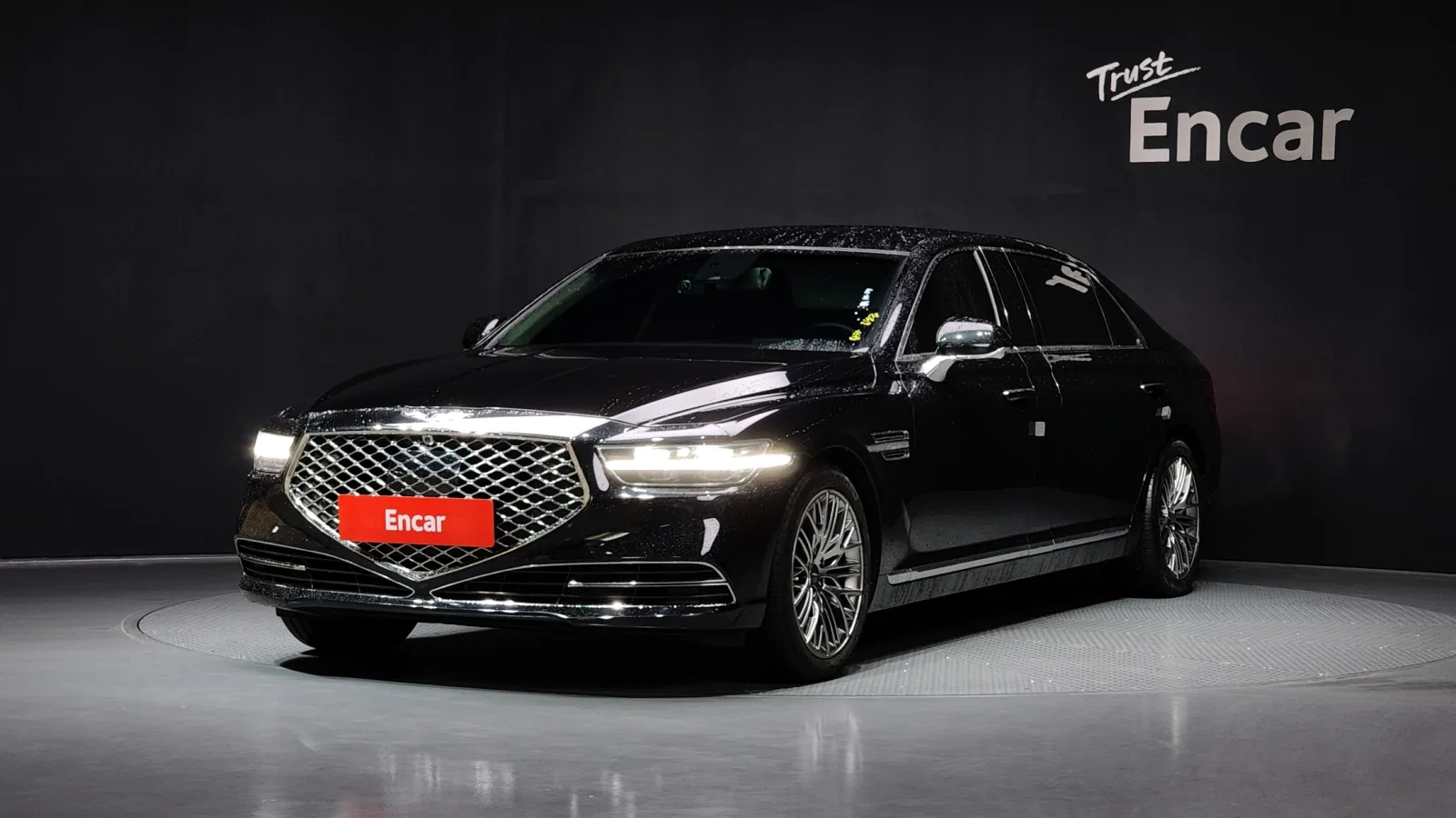 2021 Genesis G90