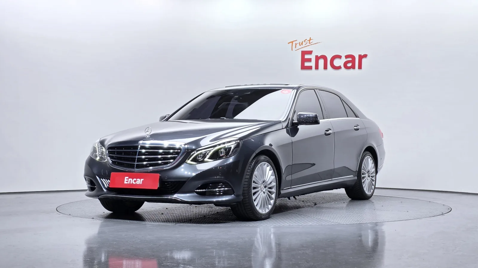 2016 Mercedes-Benz E-Class