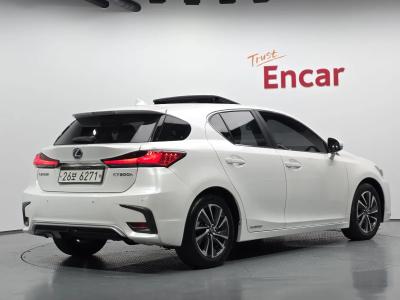 2018 Lexus CT200h