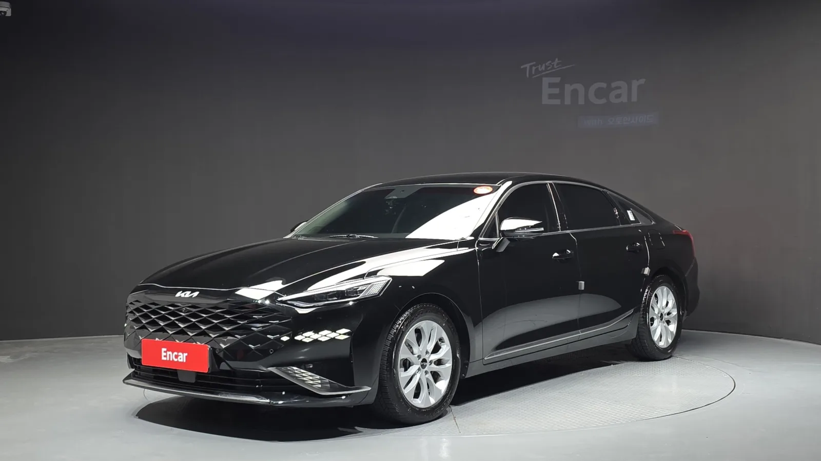 2022 Kia K8