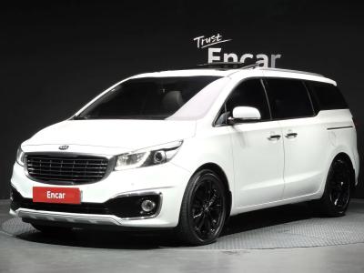 2017 Kia Carnival