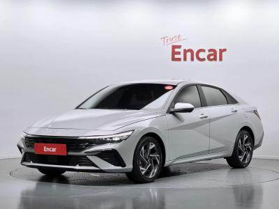 2025 Hyundai Elantra