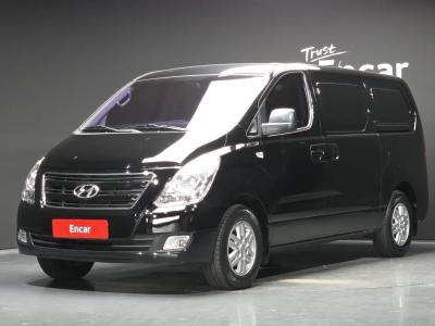 2017 Hyundai Starex
