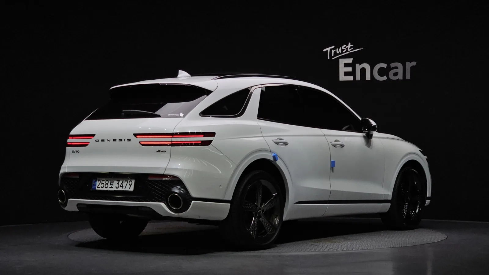 2024 Genesis GV70