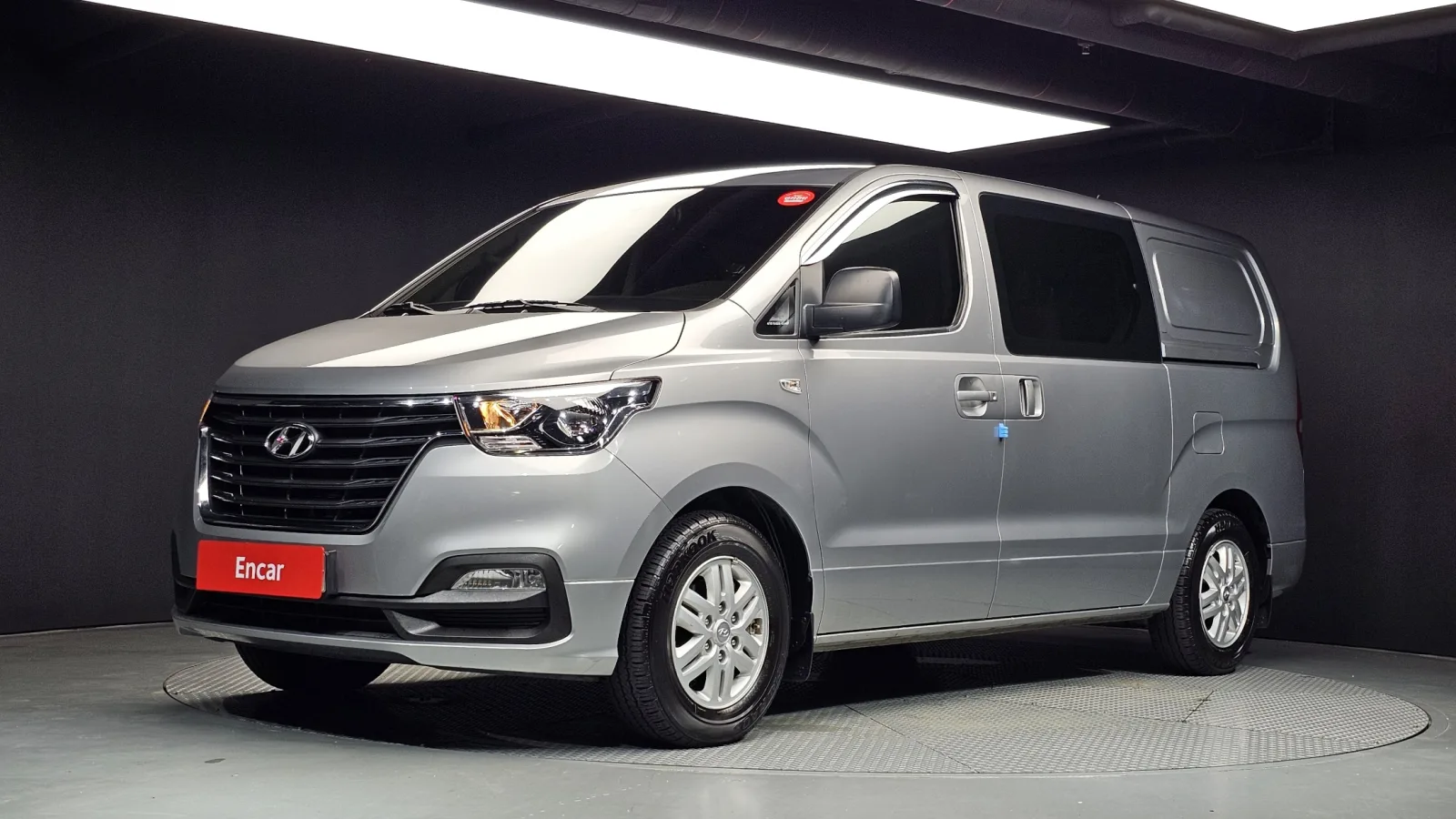 2020 Hyundai Starex