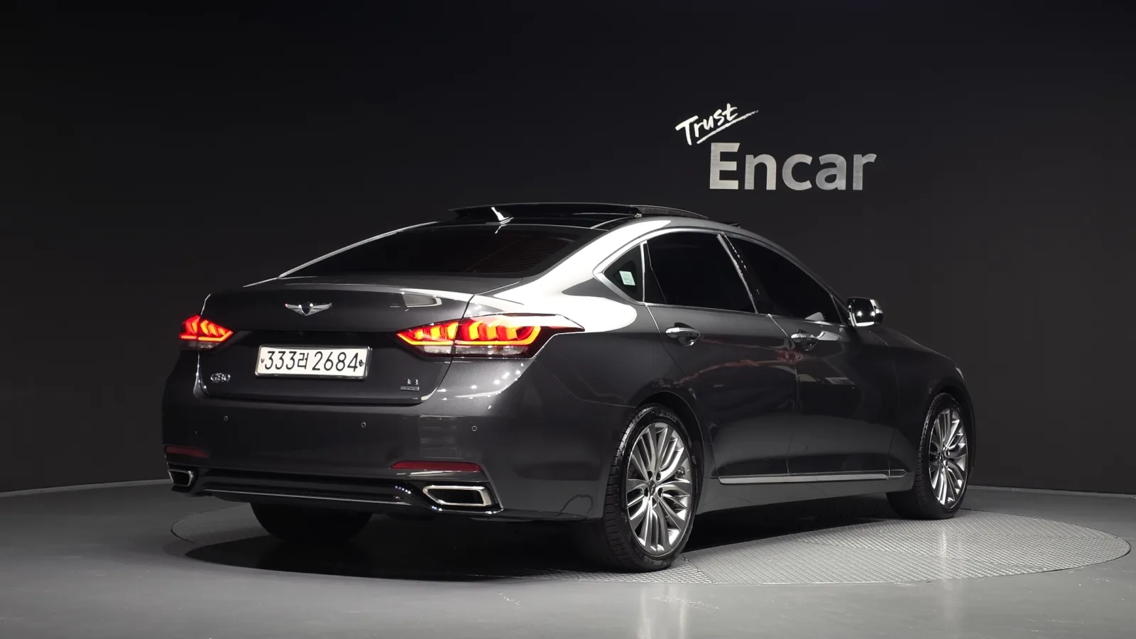 2017 Genesis G80