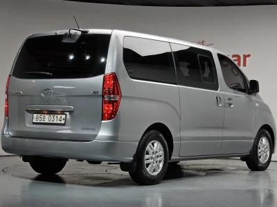 2017 Hyundai Starex