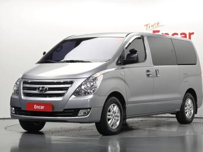 2017 Hyundai Starex
