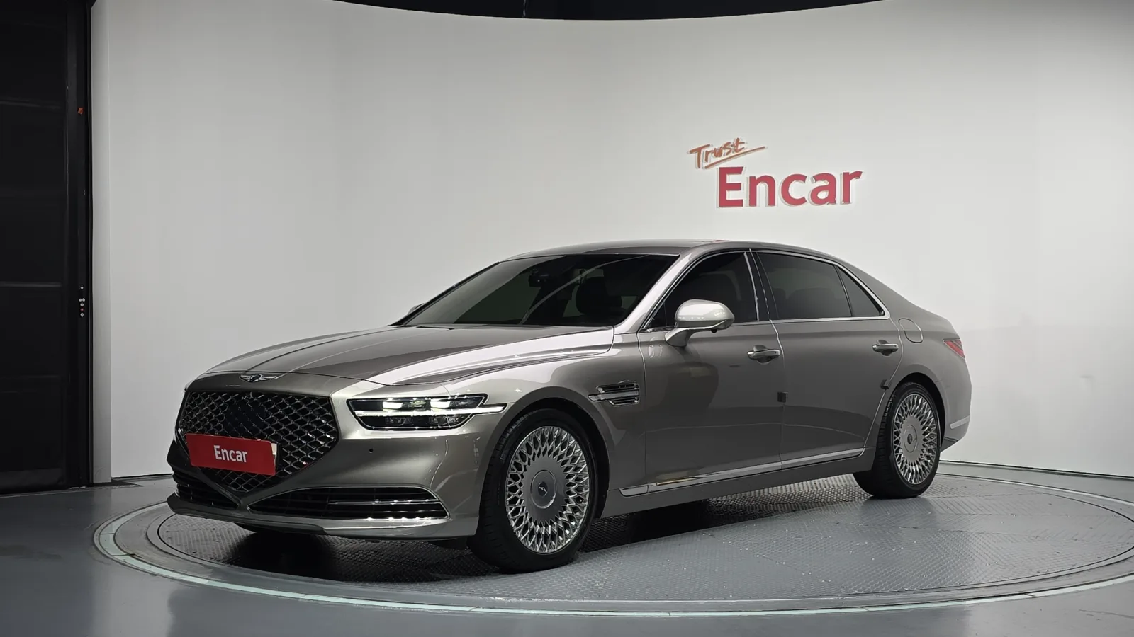 2019 Genesis G90