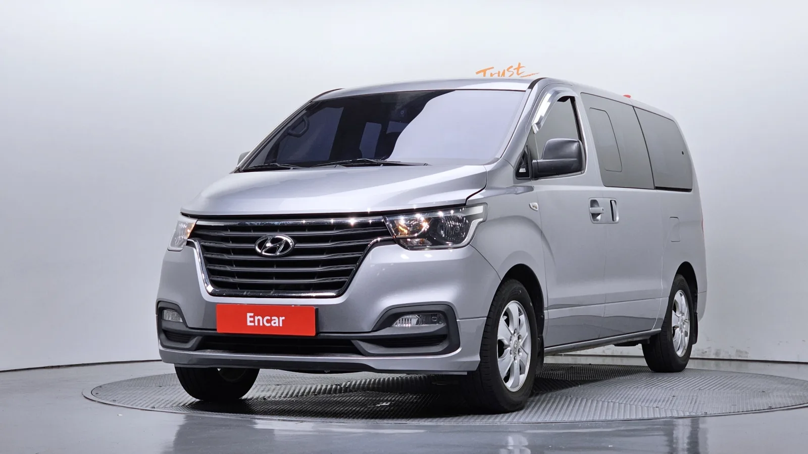 2018 Hyundai Starex