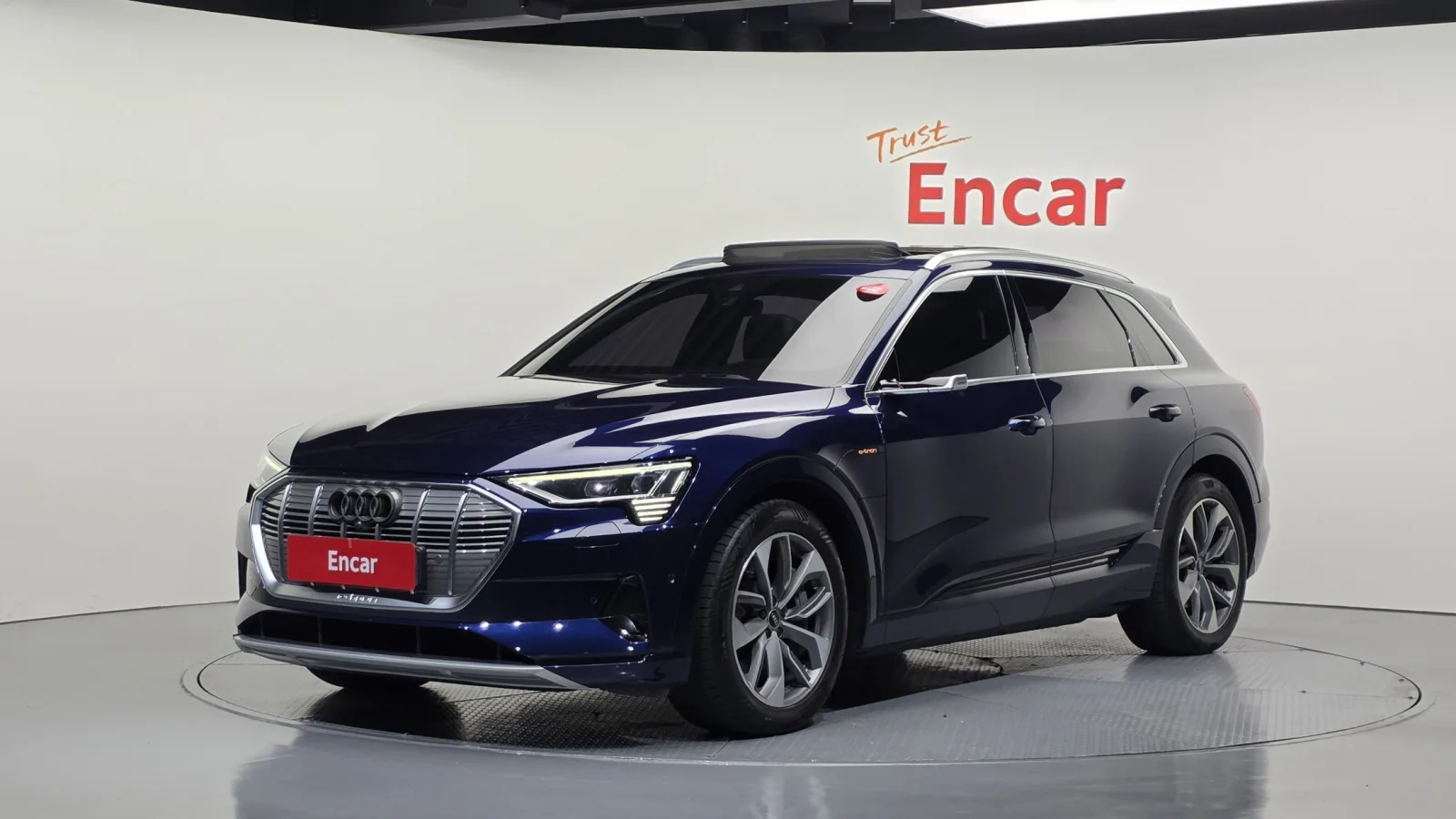 2022 Audi e-tron