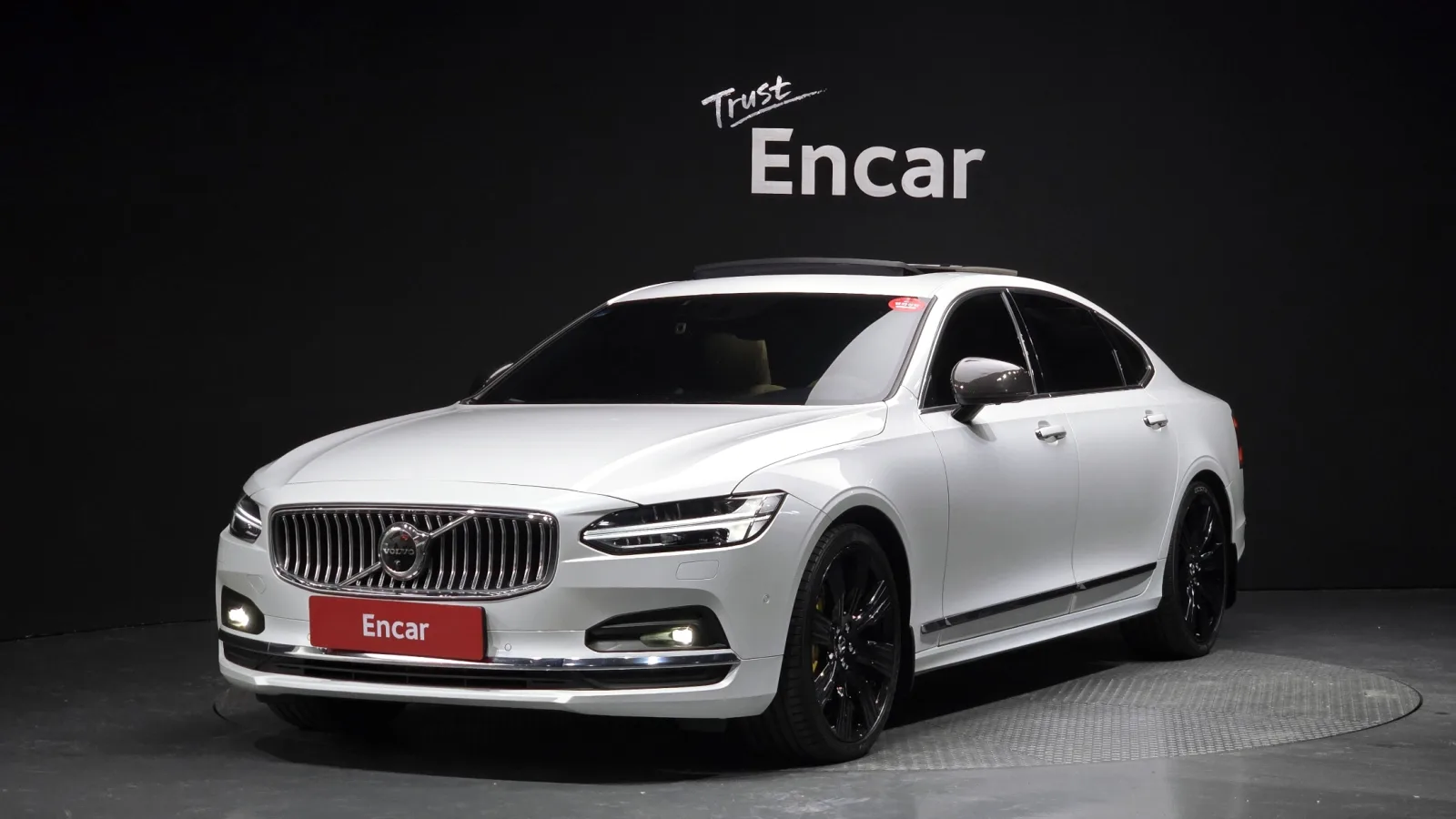 2021 Volvo S90