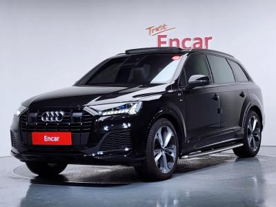 2023 Audi Q7