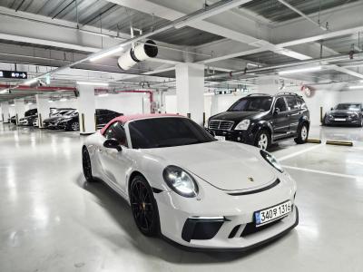 2017 Porsche 911