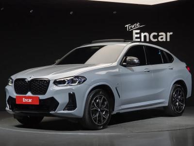 2022 BMW X4
