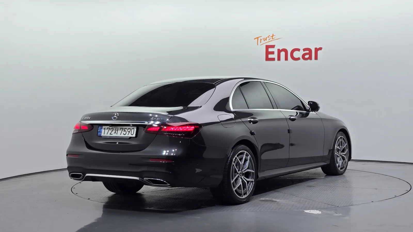 2021 Mercedes-Benz E-Class