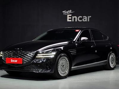 2025 Genesis G80