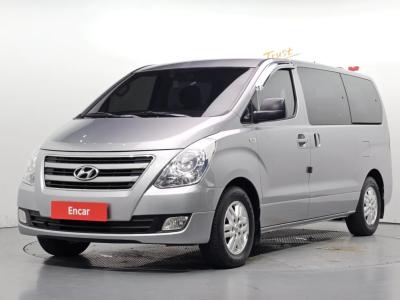 2016 Hyundai Starex