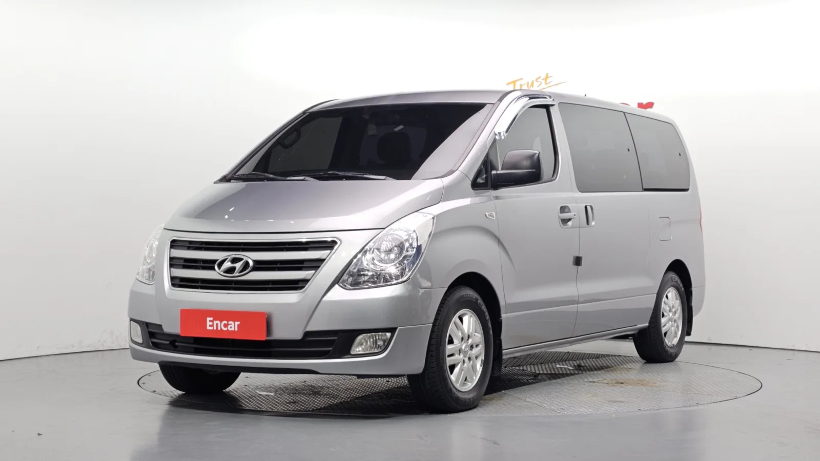 2016 Hyundai Starex