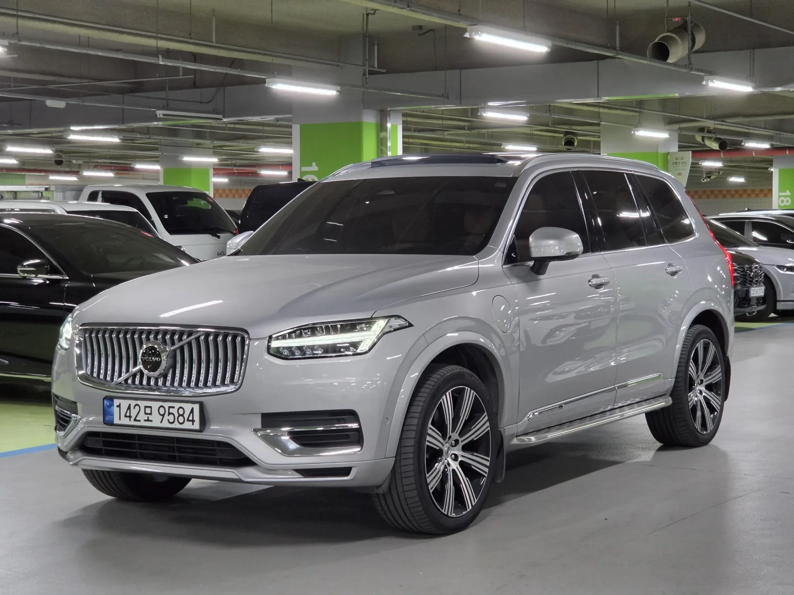 2023 Volvo XC90