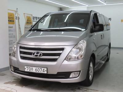 2016 Hyundai Starex