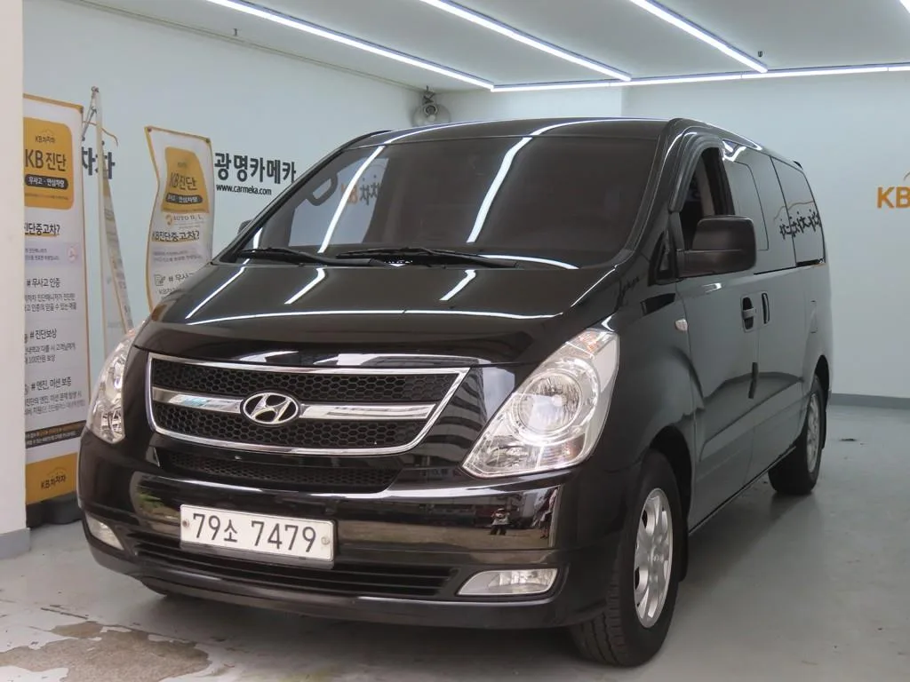 2016 Hyundai Starex