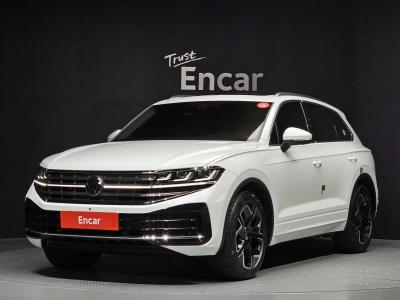 2026 Volkswagen Touareg