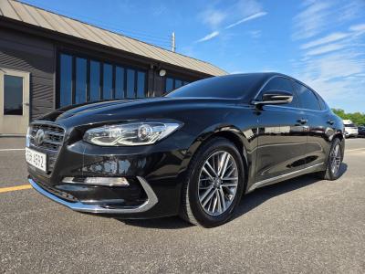 2018 Hyundai Grandeur