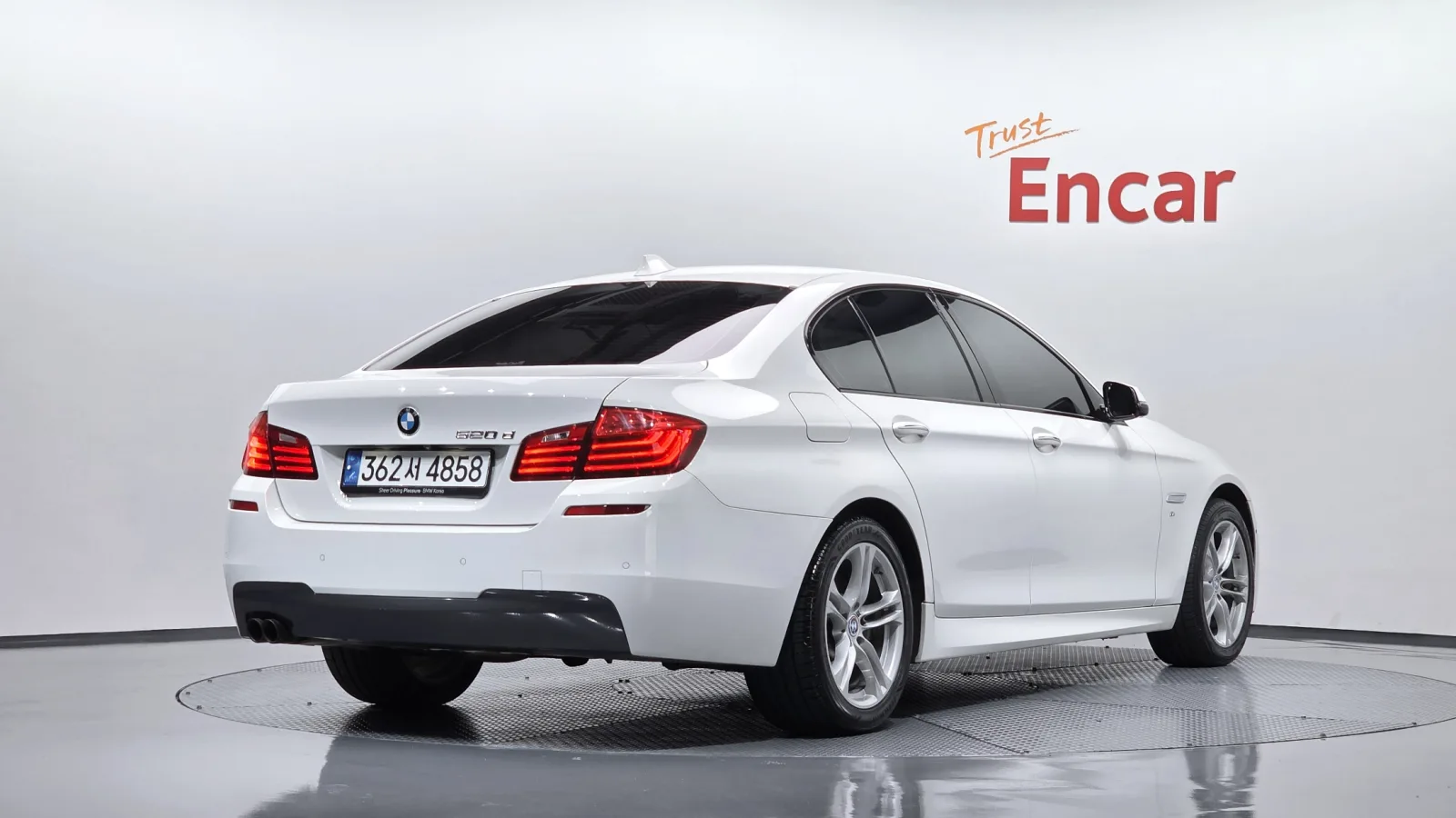 2016 BMW 5-Series