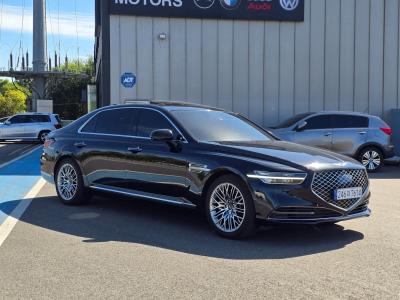 2021 Genesis G90