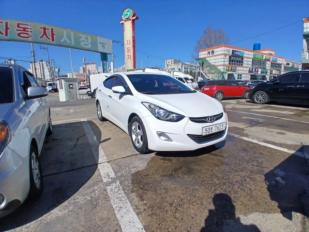 2012 Hyundai Elantra