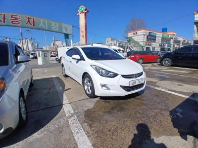 2012 Hyundai Elantra
