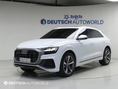 2021 Audi Q8