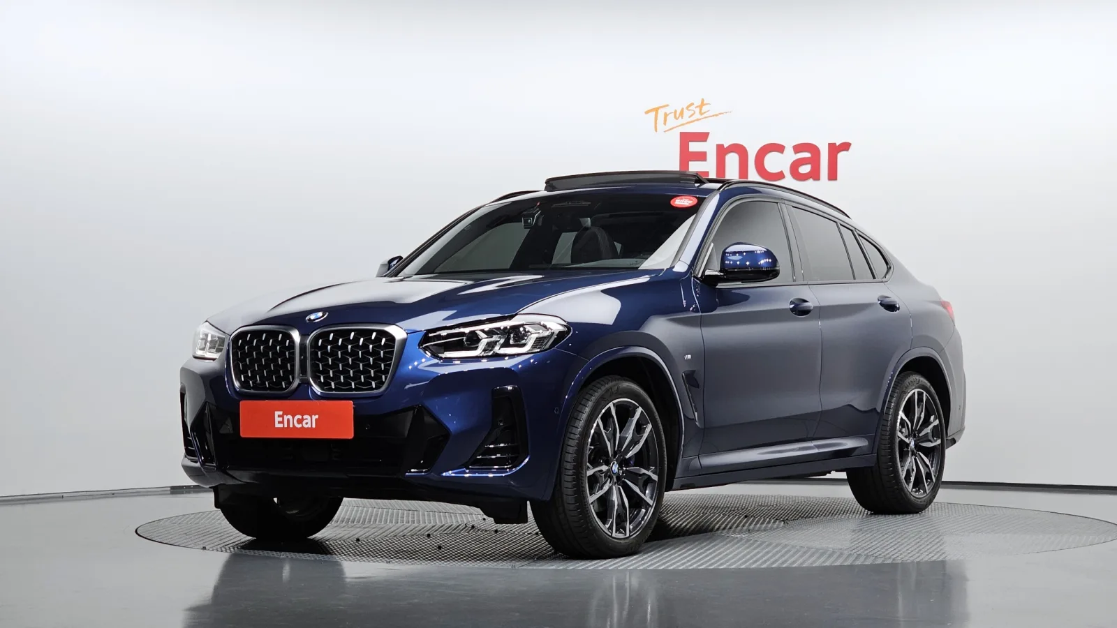 2025 BMW X4