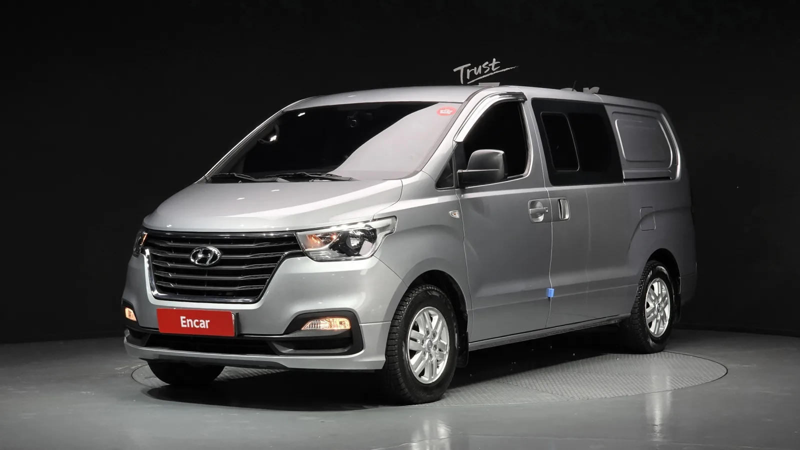 2021 Hyundai Starex