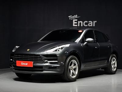 2021 Porsche Macan